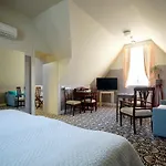 Hotel Ammende Restaurant And