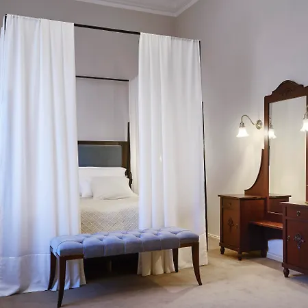 Ammende Restaurant And 5* 페르누