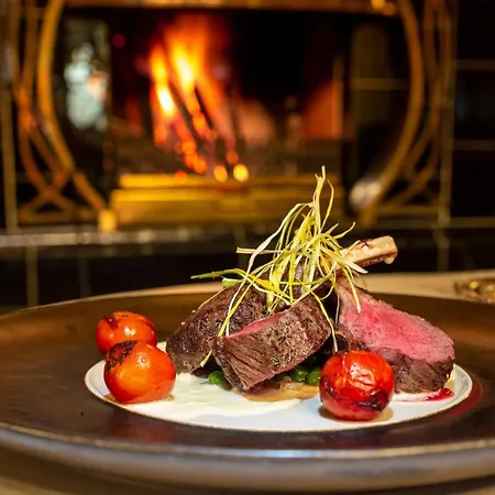 Ammende Restaurant And