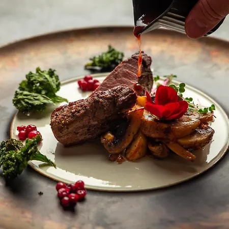 Ξενοδοχείο Ammende Restaurant And 5*