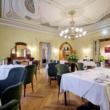 Ammende Restaurant And 호텔 5*