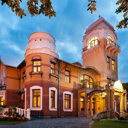 Hotelli Ammende Restaurant And