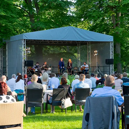 Ammende Restaurant And Hotel 5*