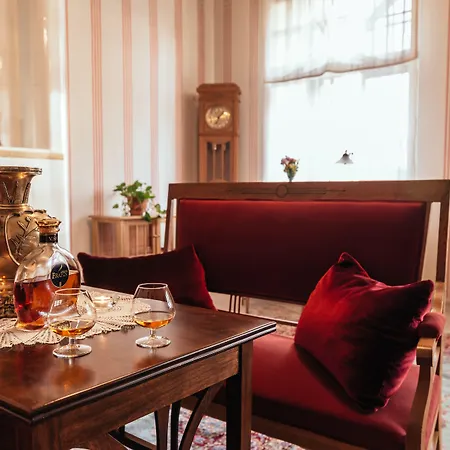 Ammende Restaurant And 5* Parnu