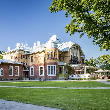 Ammende Restaurant And Pärnu