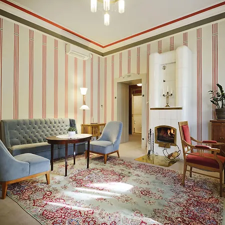 Hotel Ammende Restaurant And 5*