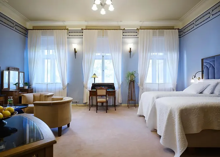 Ammende Restaurant And