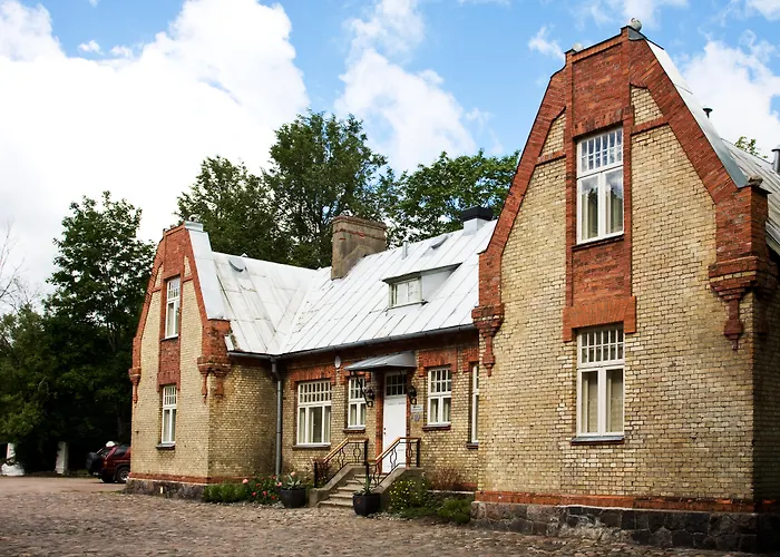 Ammende Restaurant And