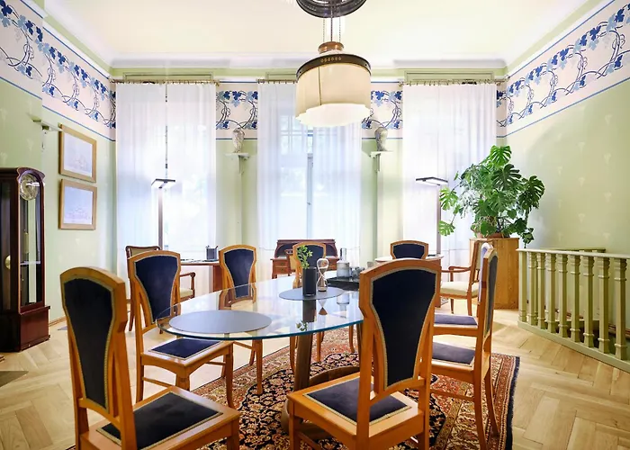 Ammende Restaurant And 5* Parnu